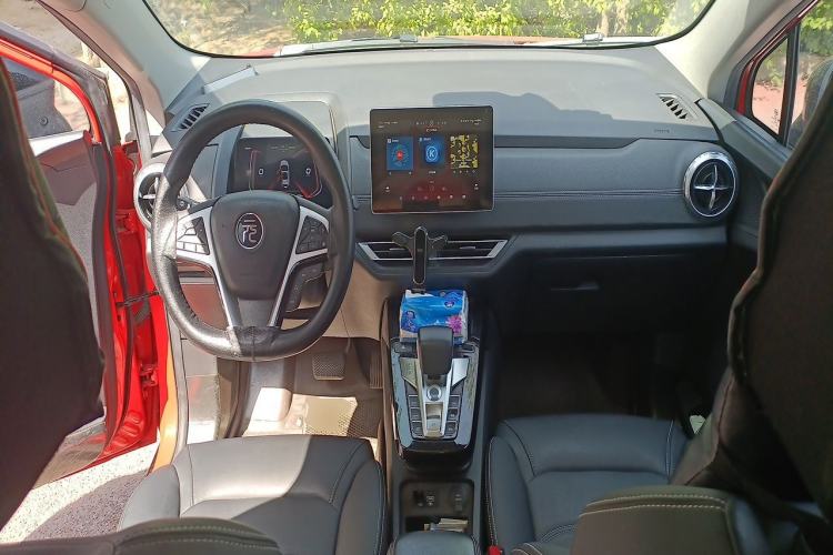 Used BYD Yuan New Energy 2019 EV535 High-Energy Leading Edition Center Console