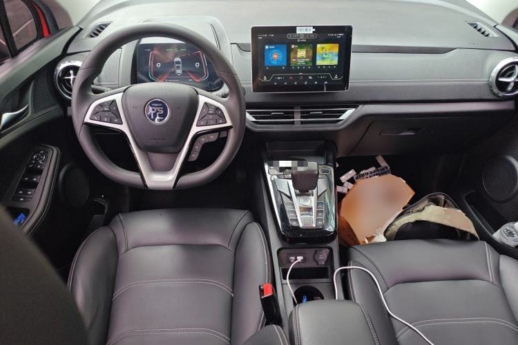 Used BYD Yuan New Energy 2019 EV535 High-Energy Leading Edition Center Console