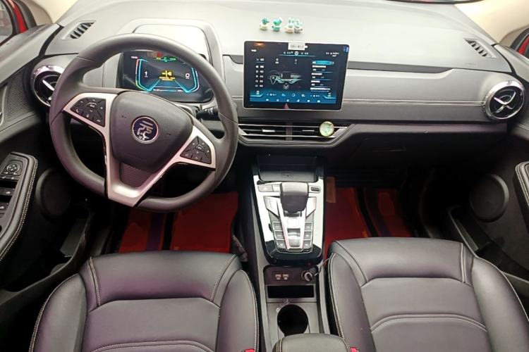 Used BYD Yuan New Energy 2019 EV535 Smart Connect Trendsetting Model Center Console