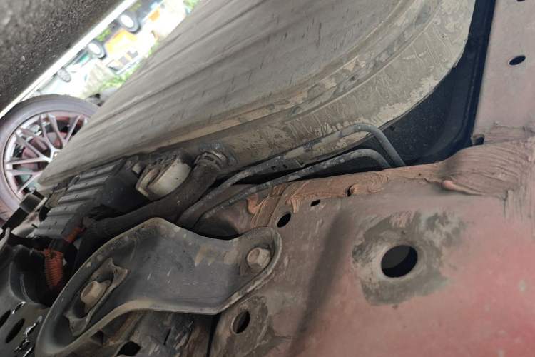 Used BYD Yuan New Energy 2019 EV535 High-Energy Leading Edition Chassis Front Right