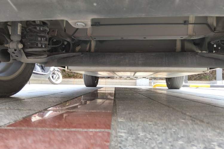 Used BYD Yuan New Energy 2019 EV360 Smart Connect Elite Model Chassis Rear