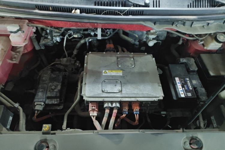 Used BYD Yuan New Energy 2019 EV360 Smart Connect Luxurious Model Engine Bay