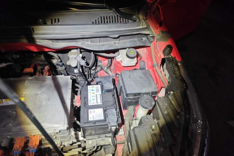 Used BYD Yuan New Energy 2019 EV535 High-Energy Leading Edition Engine Bay Left