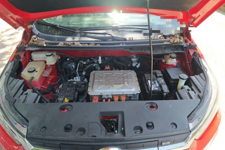 Used BYD Yuan New Energy 2019 EV360 Smart Connect Luxurious Model Engine Bay