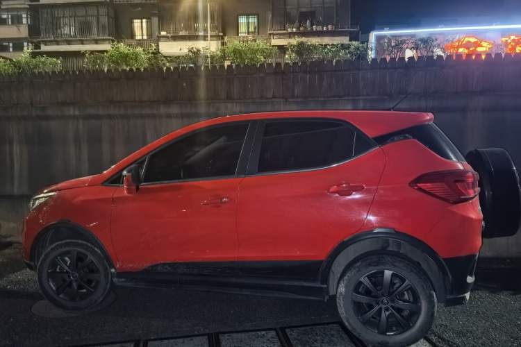 Used BYD Yuan New Energy 2019 EV535 Smart Connect Trendsetting Model Exterior 4