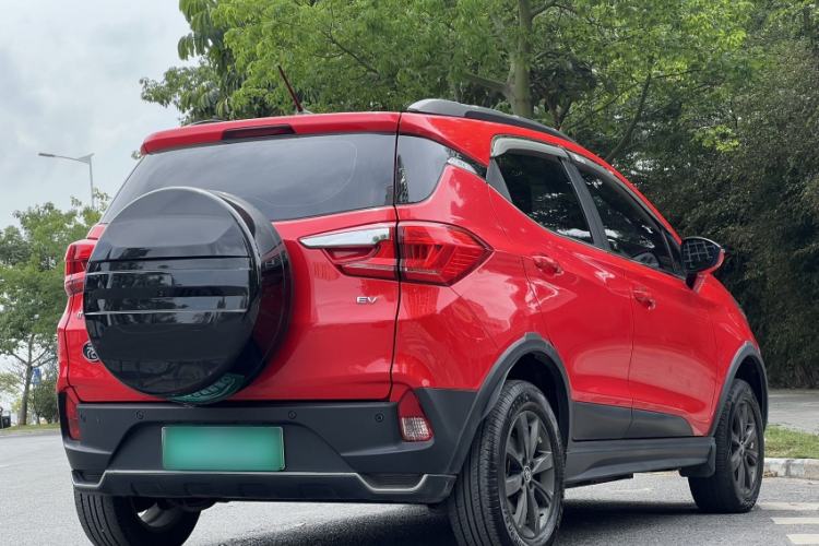 Used BYD Yuan New Energy 2019 EV535 Smart Connect Trendsetting Model Exterior 4