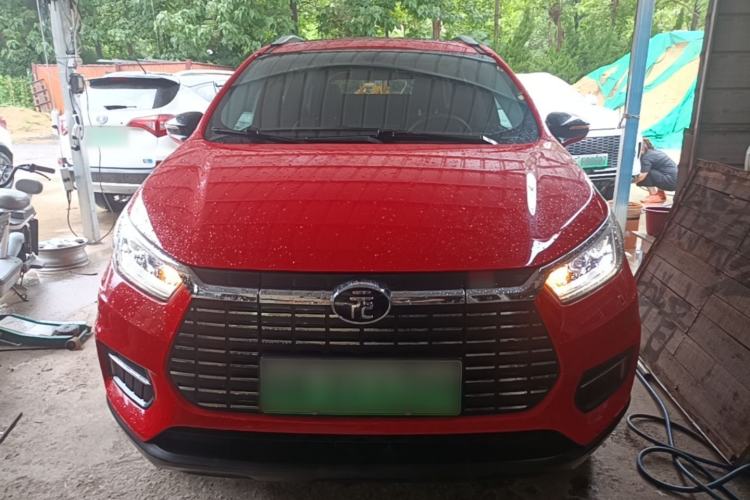 Used BYD Yuan New Energy 2019 EV360 Smart Connect Enjoyment Model Front