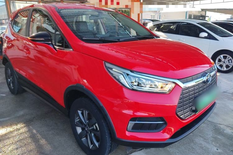Used BYD Yuan New Energy 2019 EV535 Smart Connect Trendsetting Model Front Right 45 Deg