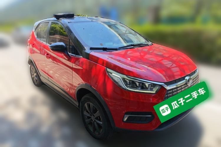 Used BYD Yuan New Energy 2019 EV360 Smart Connect Luxurious Model Front Right 45 Deg