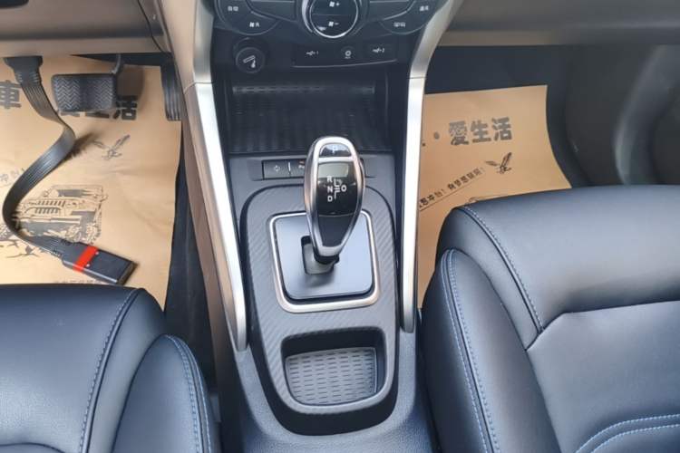 Used BYD Yuan New Energy 2019 EV360 Smart Connect Leading Model Gear Lever