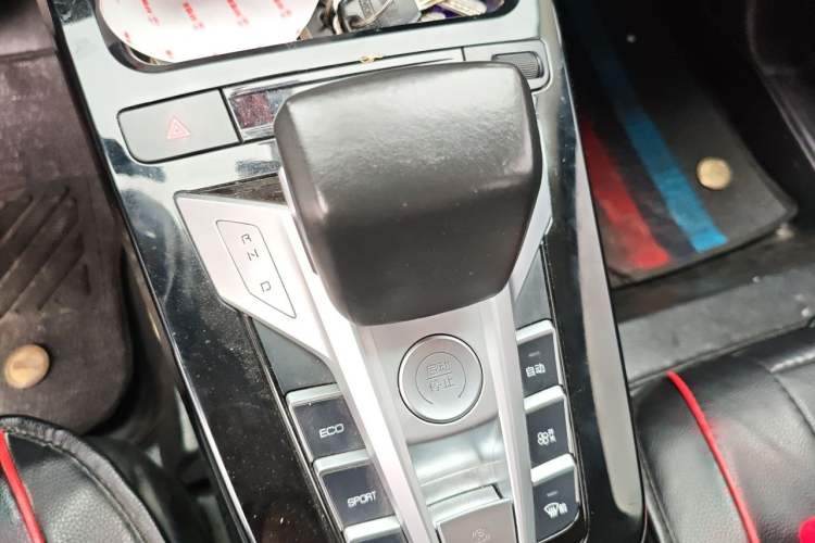 Used BYD Yuan New Energy 2019 EV535 Smart Connect Trendsetting Model Gear Lever