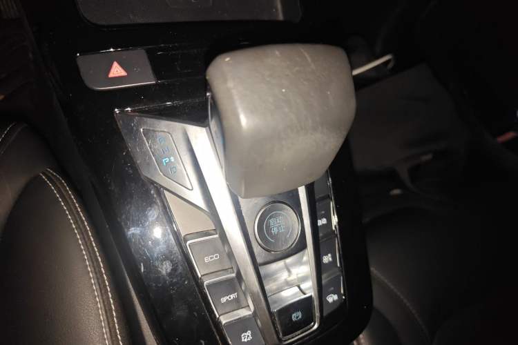 Used BYD Yuan New Energy 2019 EV535 High-Energy Leading Edition Gear Lever
