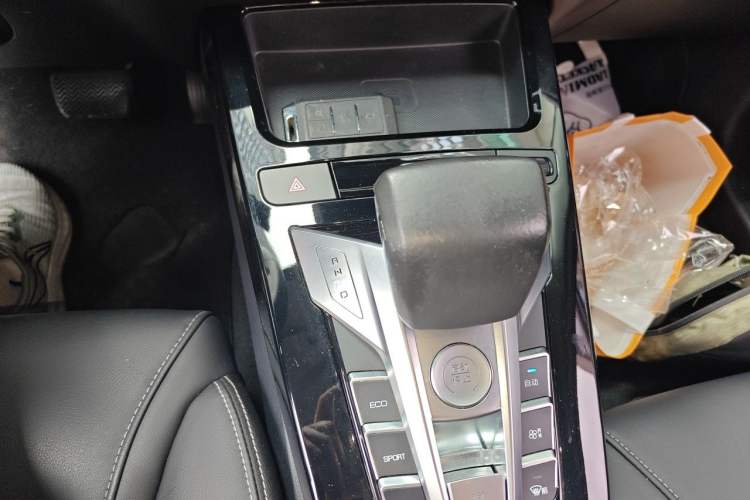 Used BYD Yuan New Energy 2019 EV535 High-Energy Leading Edition Gear Lever