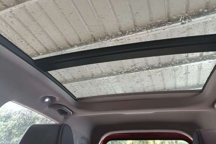Used BYD Yuan New Energy 2019 EV360 Smart Connect Enjoyment Model Headliner