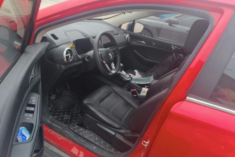 Used BYD Yuan New Energy 2019 EV535 Smart Connect Trendsetting Model Interior 3