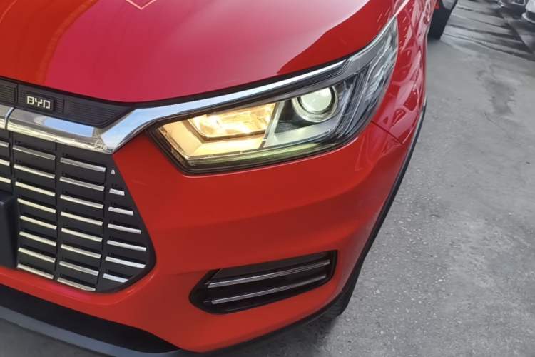 Used BYD Yuan New Energy 2019 EV360 Smart Connect Leading Model Left Front Headlight