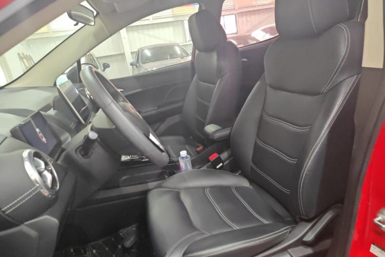 Used BYD Yuan New Energy 2019 EV360 Smart Connect Luxurious Model Left Front Seat