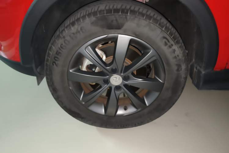 Used BYD Yuan New Energy 2019 EV360 Smart Connect Elite Model Left Front Wheel Hub