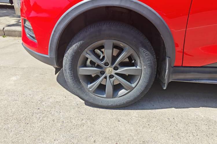 Used BYD Yuan New Energy 2019 EV360 Smart Connect Leading Model Left Front Wheel Hub