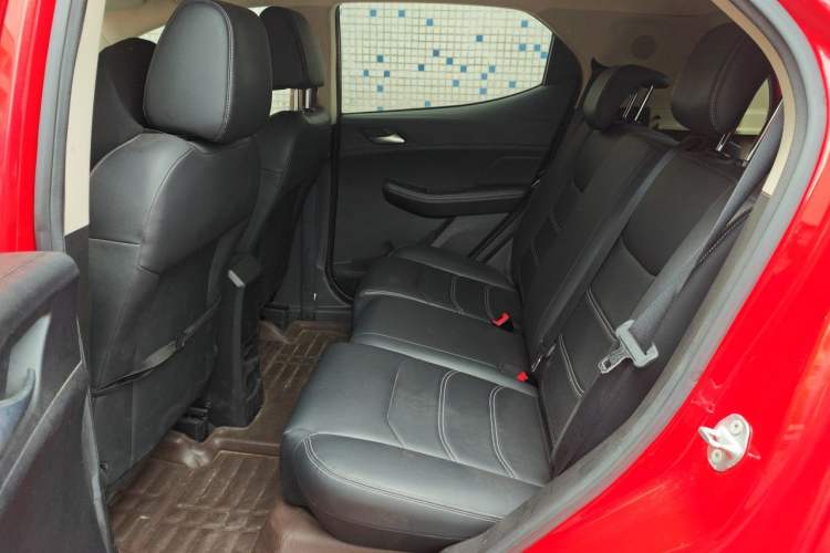 Used BYD Yuan New Energy 2019 EV535 Smart Connect Trendsetting Model Left Rear Seat