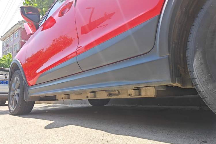 Used BYD Yuan New Energy 2019 EV360 Smart Connect Leading Model Left Side Sill