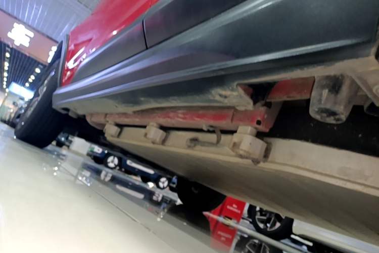 Used BYD Yuan New Energy 2019 EV535 Smart Connect Trendsetting Model Left Side Sill