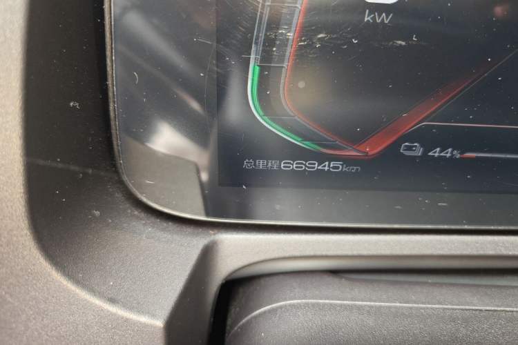 Used BYD Yuan New Energy 2019 EV535 High-Energy Leading Edition Odometer Close Up
