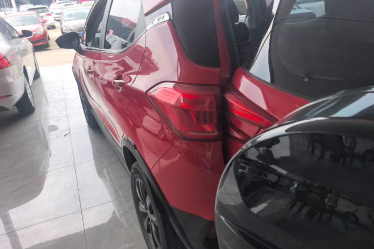 Used BYD Yuan New Energy 2019 EV535 Smart Connect Trendsetting Model Rear Left 45 Deg