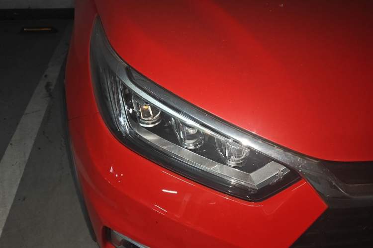 Used BYD Yuan New Energy 2019 EV535 High-Energy Leading Edition Right Front Headlight