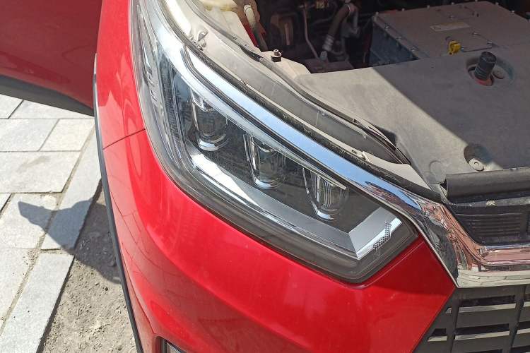 Used BYD Yuan New Energy 2019 EV535 High-Energy Leading Edition Right Front Headlight