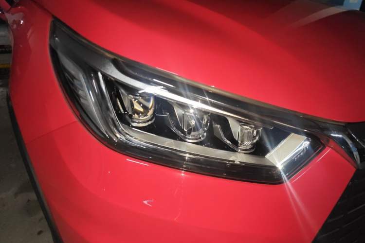 Used BYD Yuan New Energy 2019 EV535 High-Energy Leading Edition Right Front Headlight