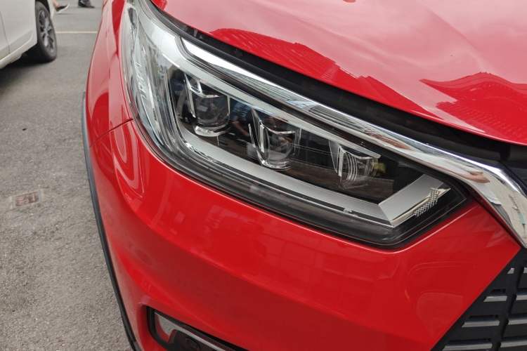 Used BYD Yuan New Energy 2019 EV535 High-Energy Leading Edition Right Front Headlight