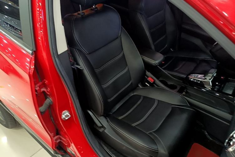 Used BYD Yuan New Energy 2019 EV535 Smart Connect Trendsetting Model Right Front Seat