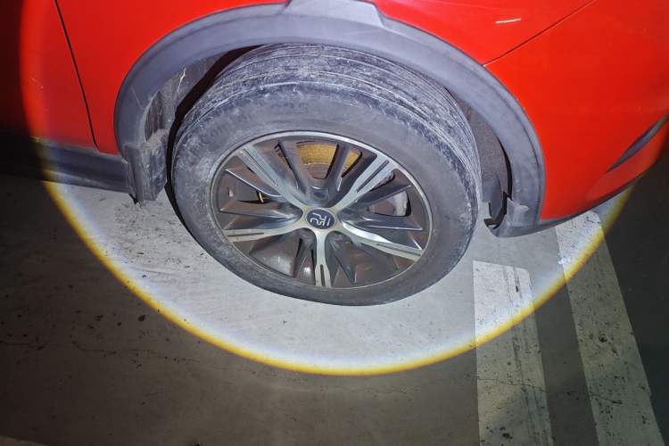 Used BYD Yuan New Energy 2019 EV535 High-Energy Leading Edition Right Front Wheel Hub