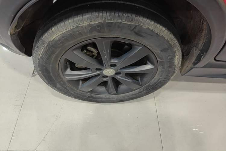Used BYD Yuan New Energy 2019 EV360 Smart Connect Leading Model Right Rear Wheel Hub