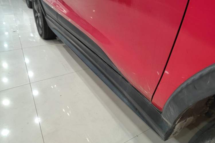Used BYD Yuan New Energy 2019 EV360 Smart Connect Leading Model Right Side Sill