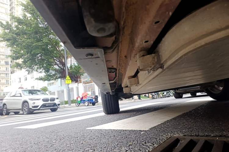 Used BYD Yuan New Energy 2019 EV535 Smart Connect Trendsetting Model Right Side Sill