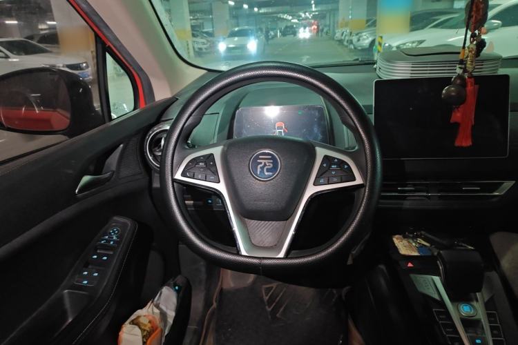 Used BYD Yuan New Energy 2019 EV360 Smart Connect Luxurious Model Steering Wheel