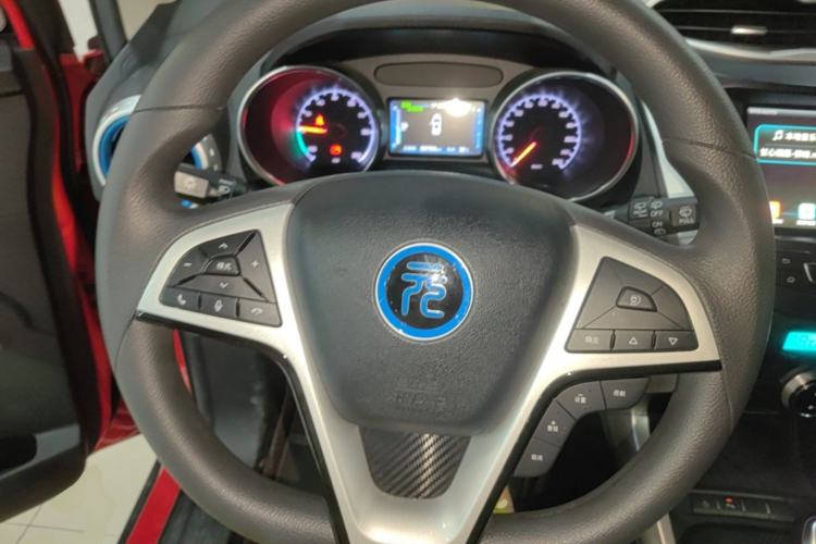 Used BYD Yuan New Energy 2019 EV360 Smart Connect Leading Model Steering Wheel