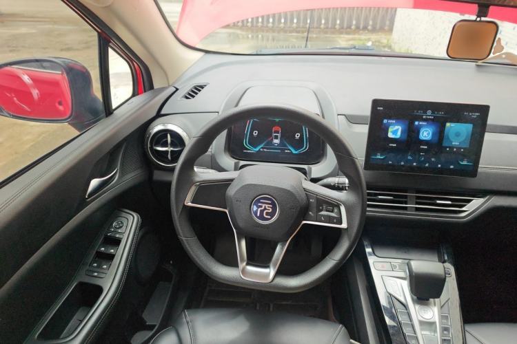 Used BYD Yuan New Energy 2019 EV535 Smart Connect Trendsetting Model Steering Wheel