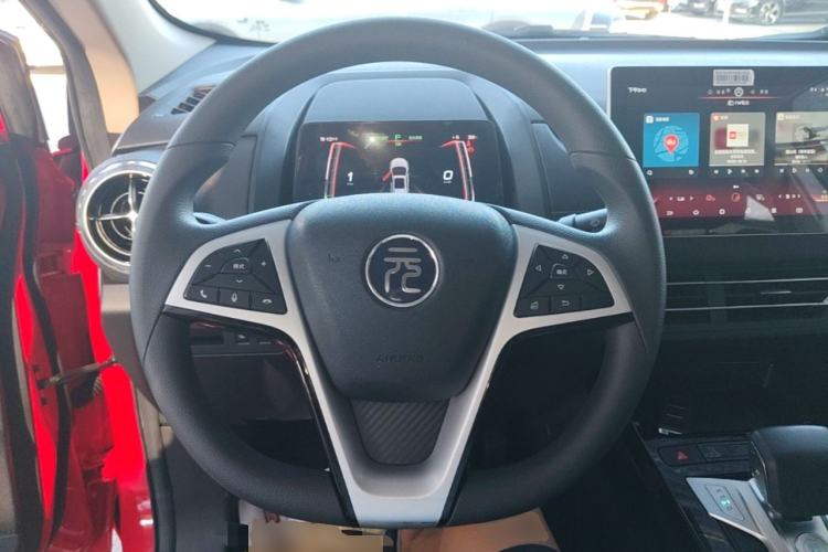 Used BYD Yuan New Energy 2019 EV535 Smart Connect Trendsetting Model Steering Wheel