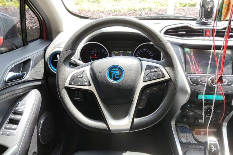 Used BYD Yuan New Energy 2019 EV360 Smart Connect Elite Model Steering Wheel