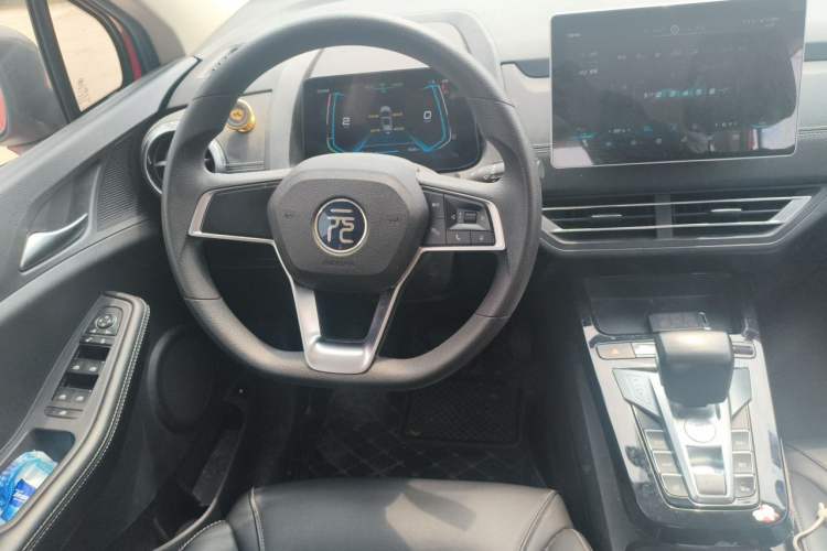 Used BYD Yuan New Energy 2019 EV535 Smart Connect Trendsetting Model Steering Wheel