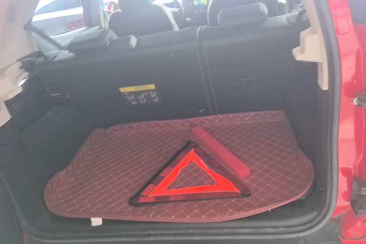 Used BYD Yuan New Energy 2019 EV535 Smart Connect Trendsetting Model Trunk