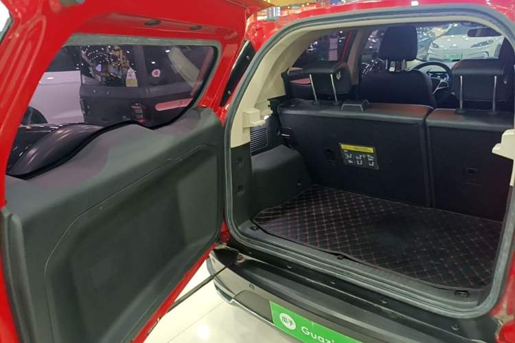 Used BYD Yuan New Energy 2019 EV535 Smart Connect Trendsetting Model Trunk