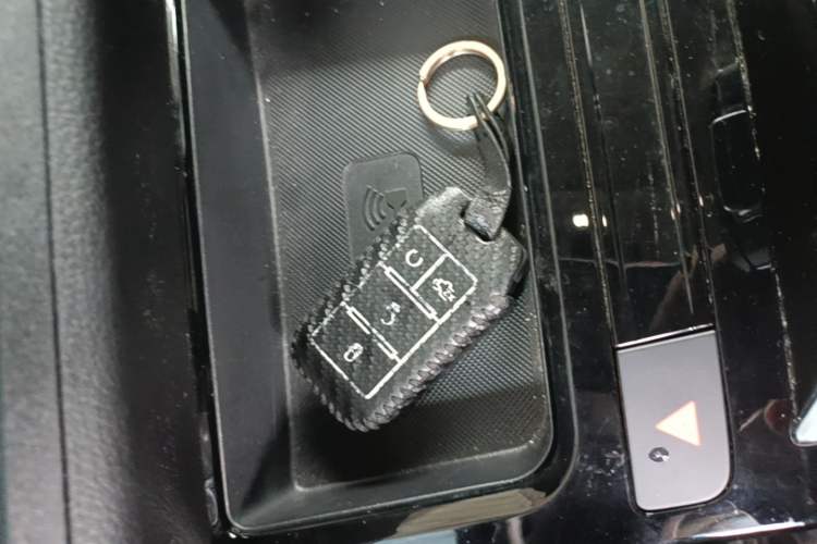 Used BYD Yuan New Energy 2019 EV360 Smart Connect Enjoyment Model Vehicle Key