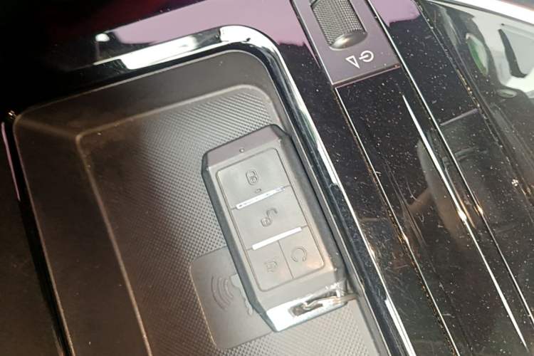 Used BYD Yuan New Energy 2019 EV535 Smart Connect Trendsetting Model Vehicle Key