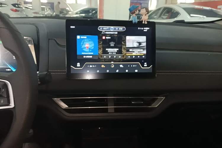 Used BYD Yuan New Energy 2019 EV360 Smart Connect Enjoyment Model Audio And AC Panel