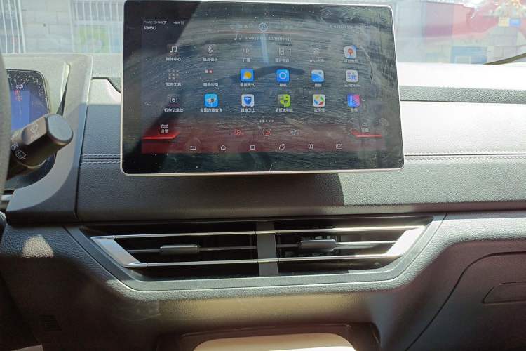 Used BYD Yuan New Energy 2019 EV535 High-Energy Leading Edition Audio And AC Panel