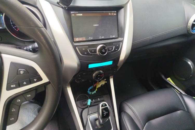 Used BYD Yuan New Energy 2019 EV360 Smart Connect Leading Model Audio And AC Panel